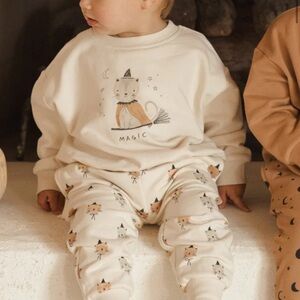 Quincy Mae Relaxed Fleece Sweatshirt and Sweatpants set In Magic 18-24 months
